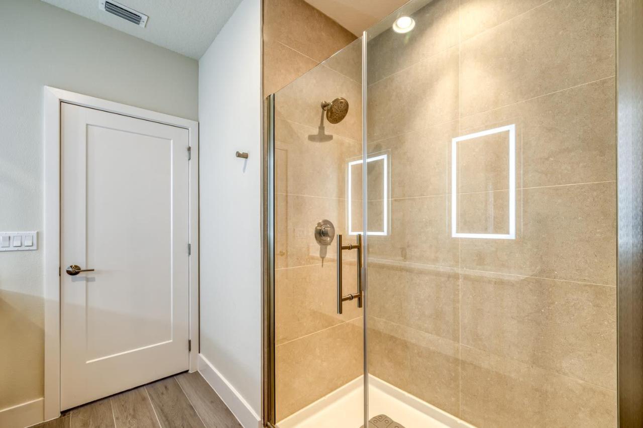 Comfortable Townhome With Private Pool Near Disney Four Corners Buitenkant foto
