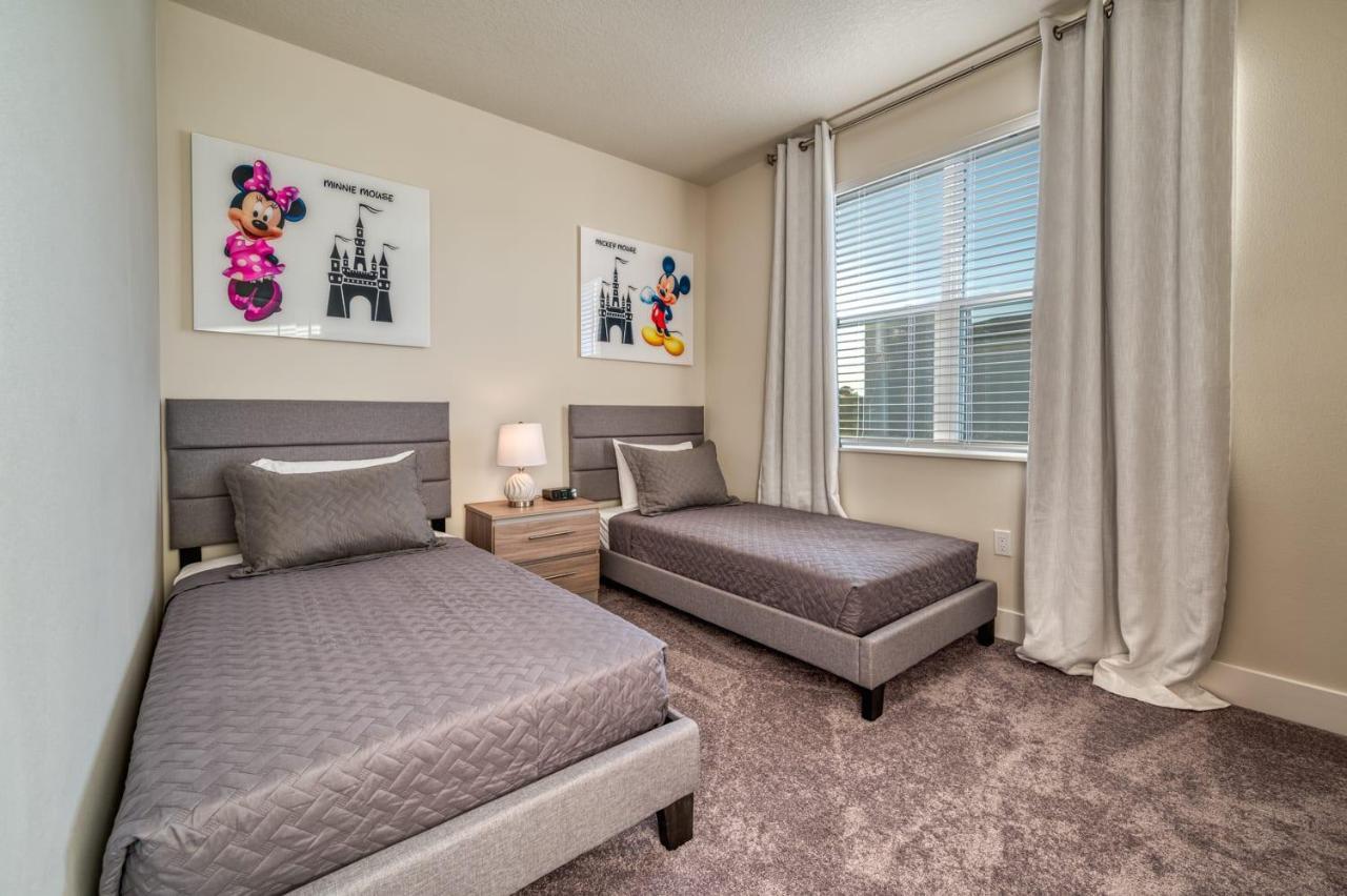 Comfortable Townhome With Private Pool Near Disney Four Corners Buitenkant foto